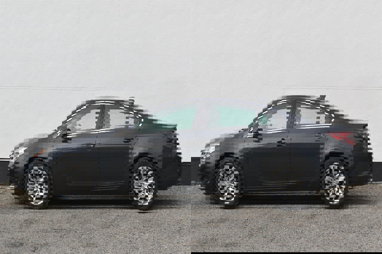 Used 2015 Buick Regal Premium image 9