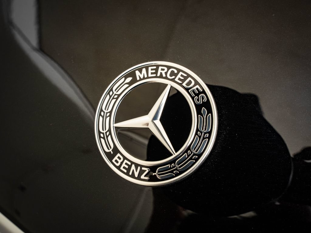 New 2026 Mercedes-Benz GLS 450 4MATIC image 17