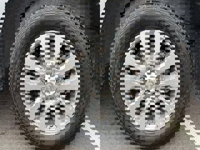 Used 2015 Toyota Sequoia SR5 image 46