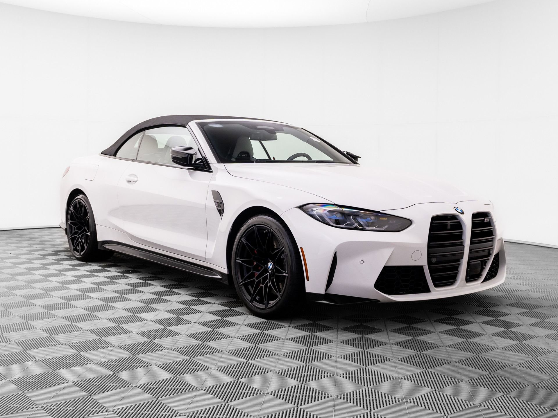 Used 2024 BMW M4 xDrive Competition AWD/4WD image 8