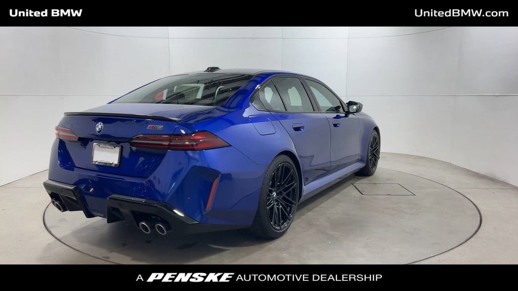 New 2026 BMW M5 w/ Carbon Package image 8