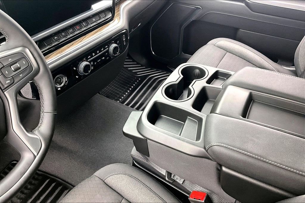 Used 2024 Chevrolet Silverado 1500 LT AWD/4WD image 15