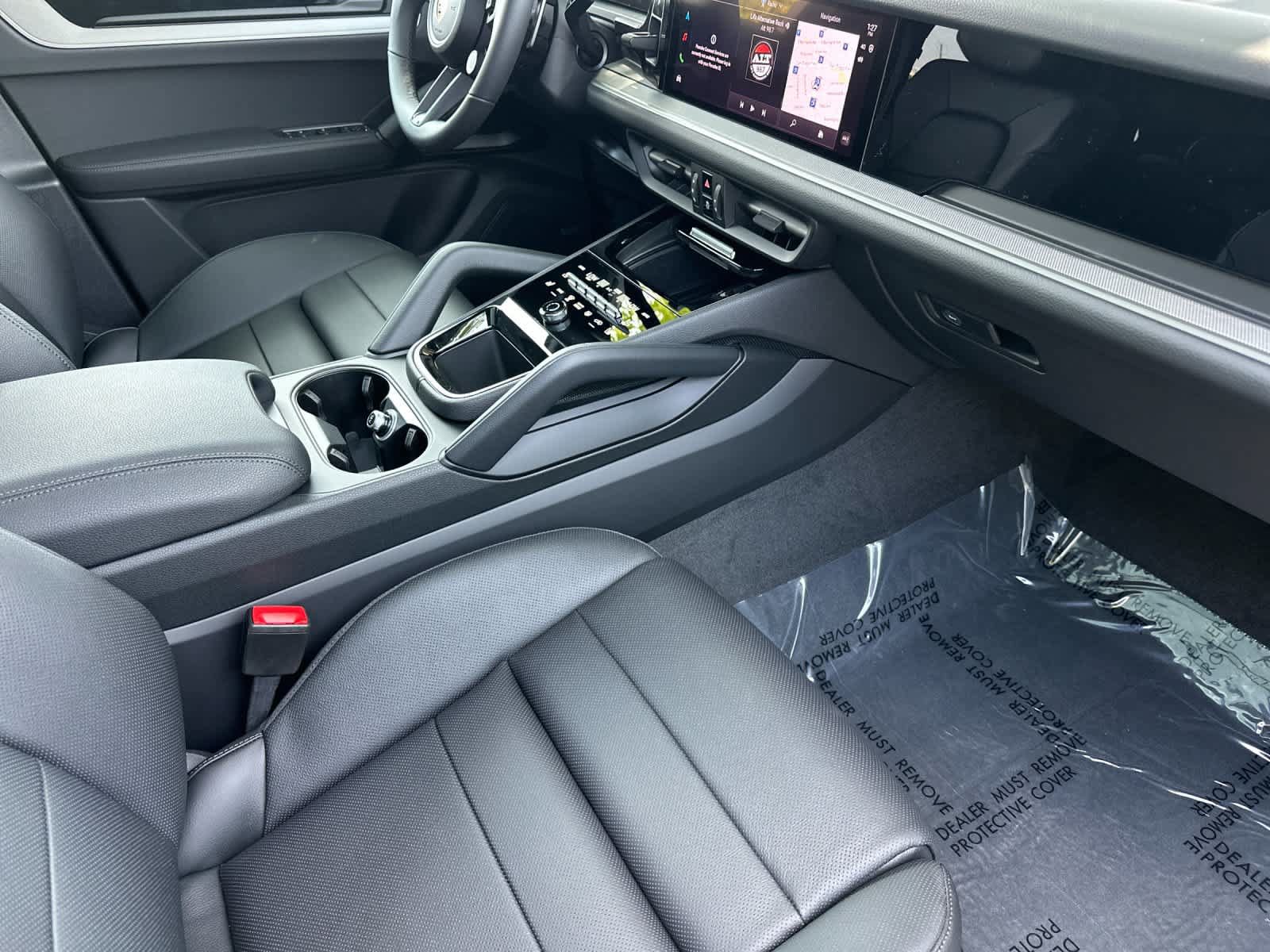 New 2026 Porsche Cayenne S AWD/4WD image 17