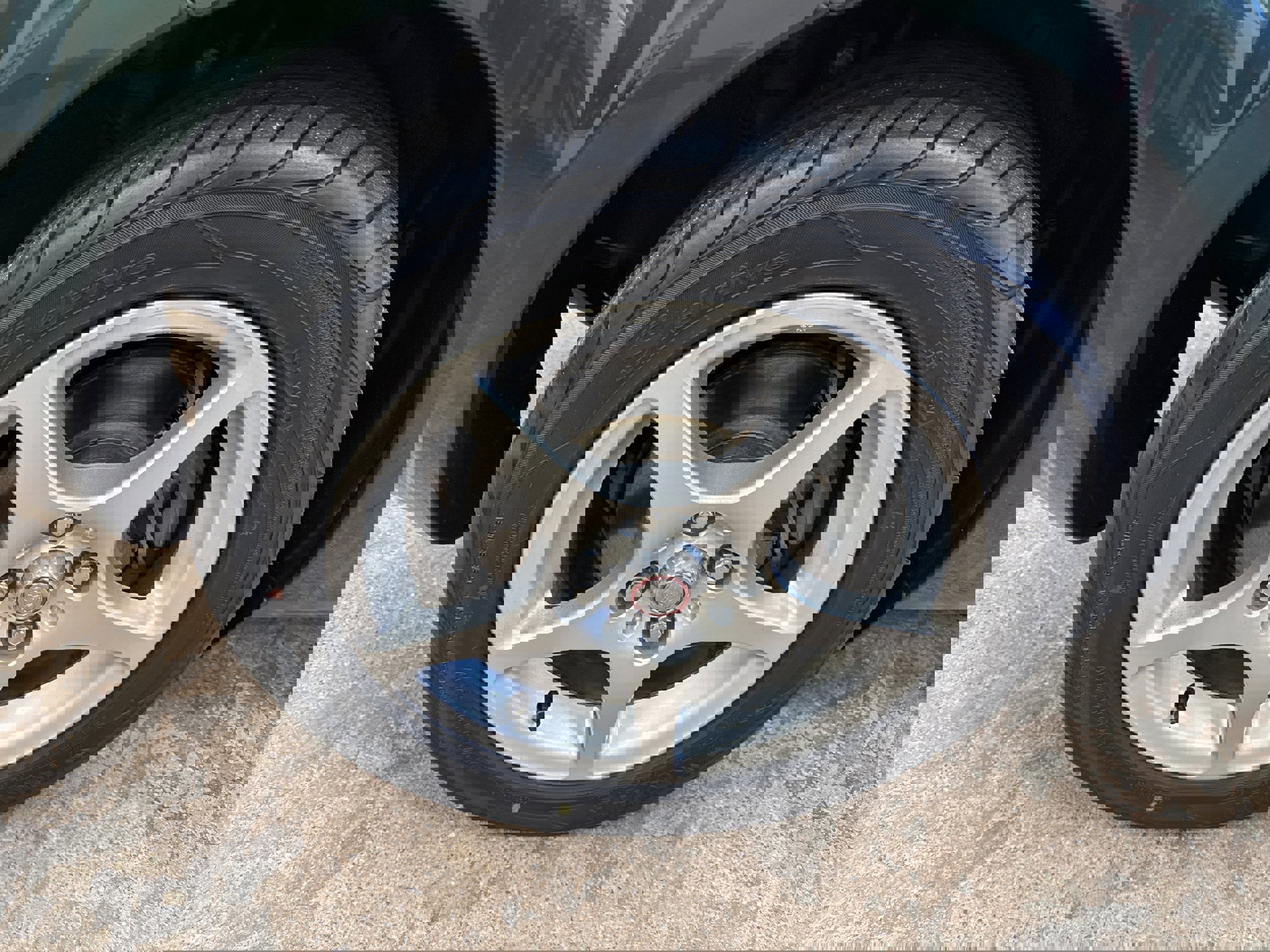 Used 2002 Toyota MR2 image 11