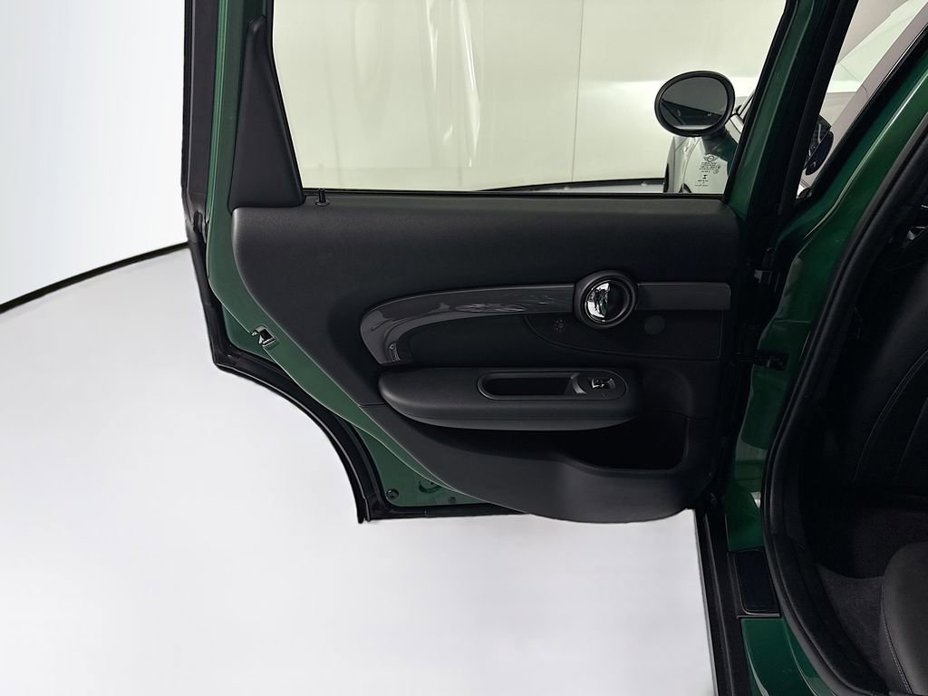 Used 2020 MINI Cooper Clubman S w/ Storage Package image 26