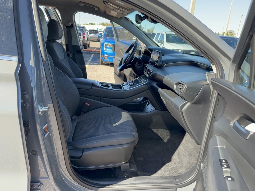 Used 2022 Hyundai Santa Fe XRT image 13