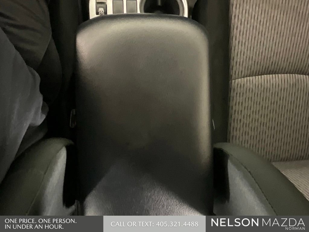 Used 2016 Toyota 4Runner SR5 AWD/4WD image 40