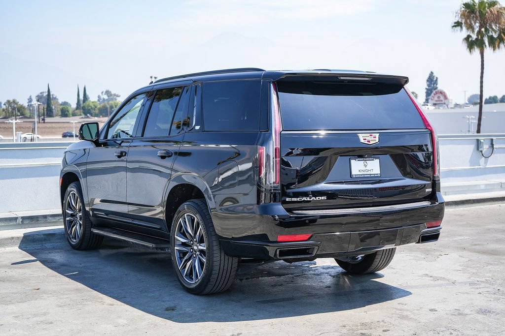 Used 2024 Cadillac Escalade Sport AWD/4WD image 7