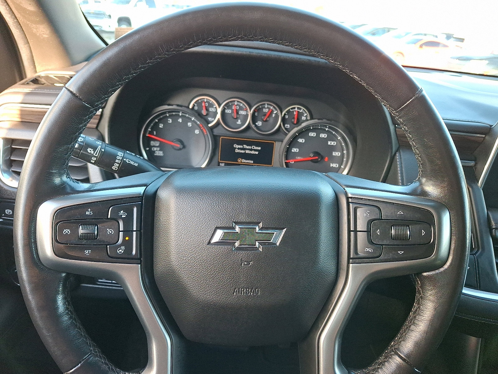 Used 2021 Chevrolet Tahoe Z71 w/ Luxury Package image 21