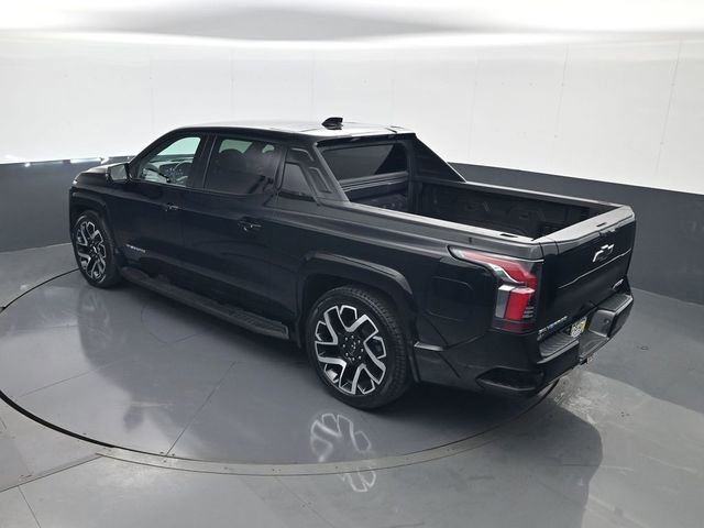 Certified 2025 Chevrolet Silverado EV RST AWD/4WD image 19