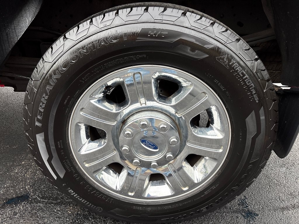 Used 2016 Ford F250 Lariat w/ Lariat Ultimate Package AWD/4WD image 39