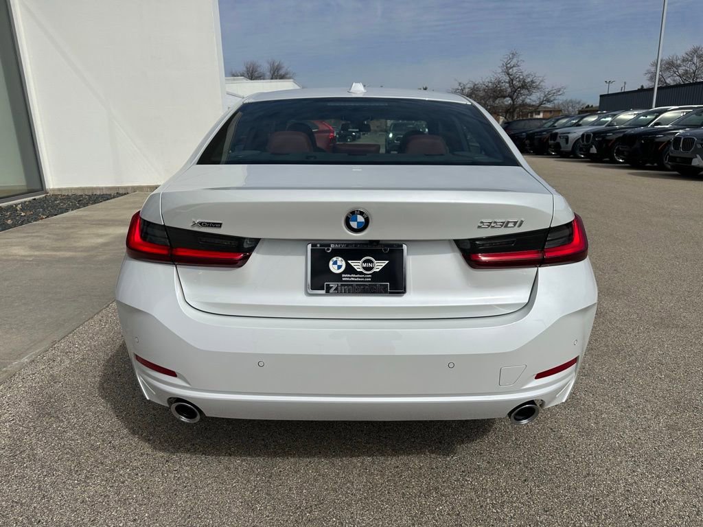Certified 2025 BMW 330i xDrive Sedan w/ Premium Package image 4