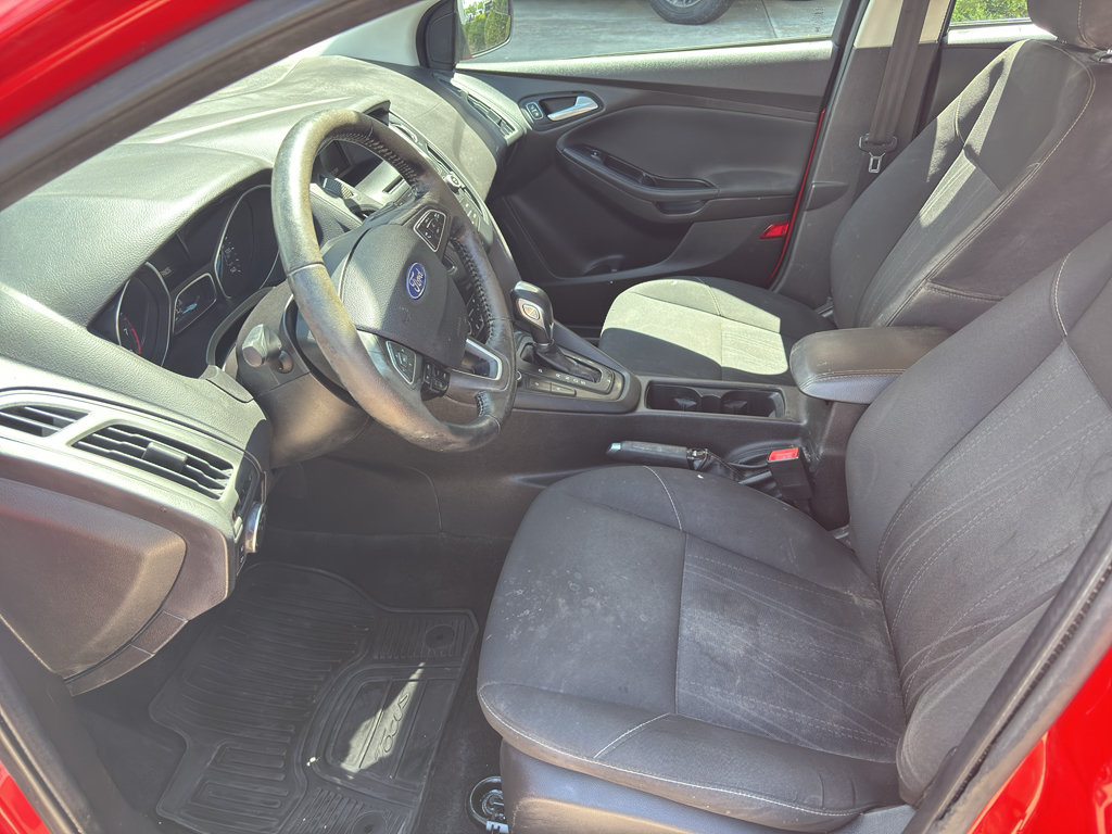Used 2016 Ford Focus SE FWD image 11