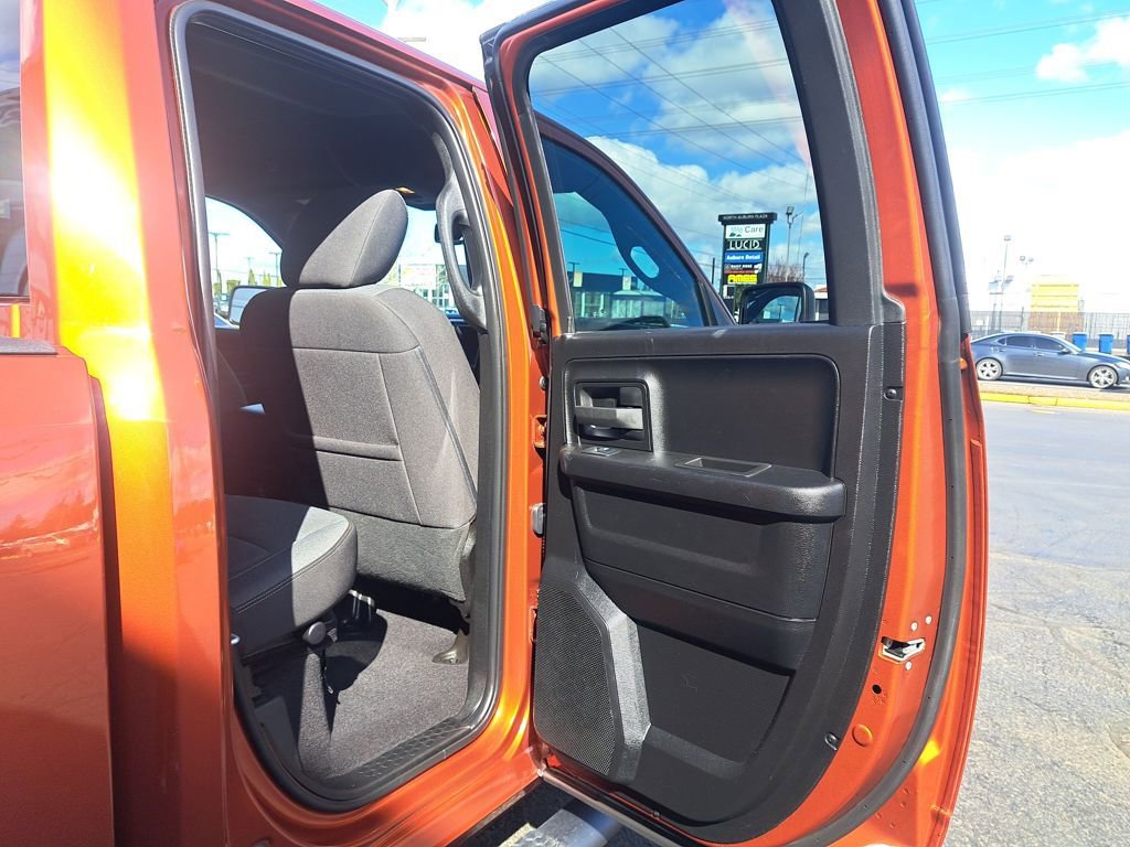 Used 2023 RAM 1500 Express AWD/4WD image 14
