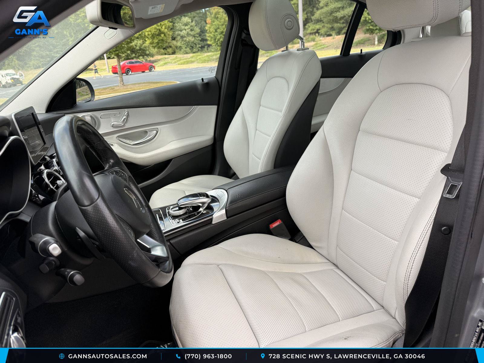 Used 2015 Mercedes-Benz C 300 Sedan image 36