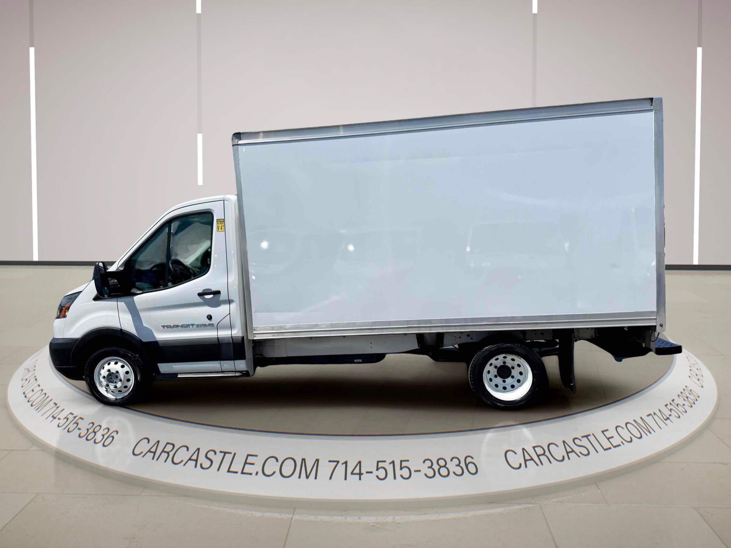 Used 2019 Ford Transit 350 156 DRW RWD image 3