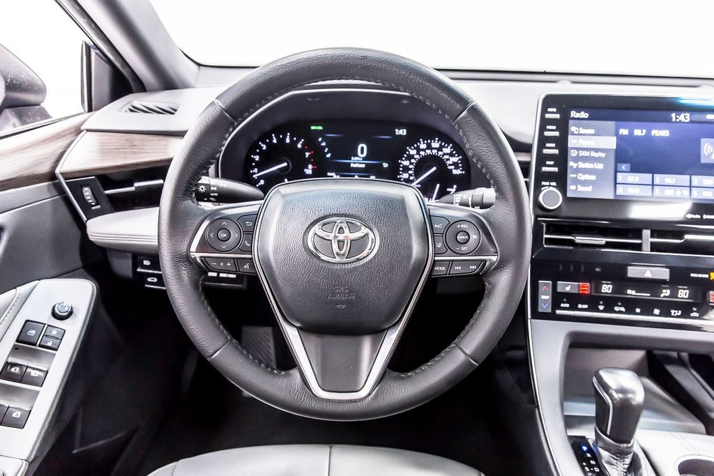 Used 2021 Toyota Avalon XLE w/ Moonroof Package FWD image 20