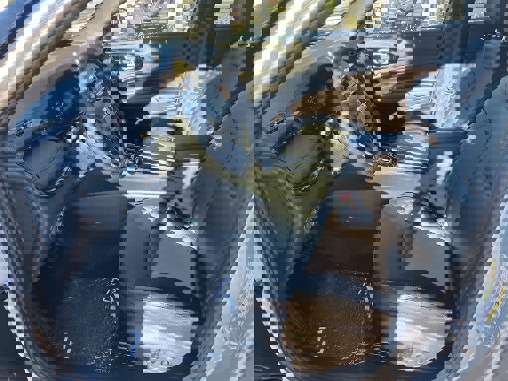 New 2026 Jeep Compass Limited image 18