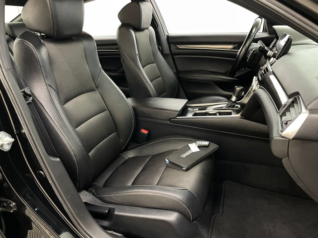 Used 2020 Honda Accord Sport image 35