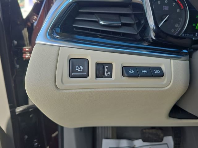 Used 2021 Cadillac XT6 Premium Luxury image 24