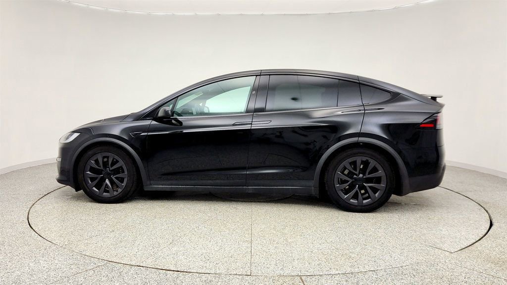 Used 2024 Tesla Model X image 8