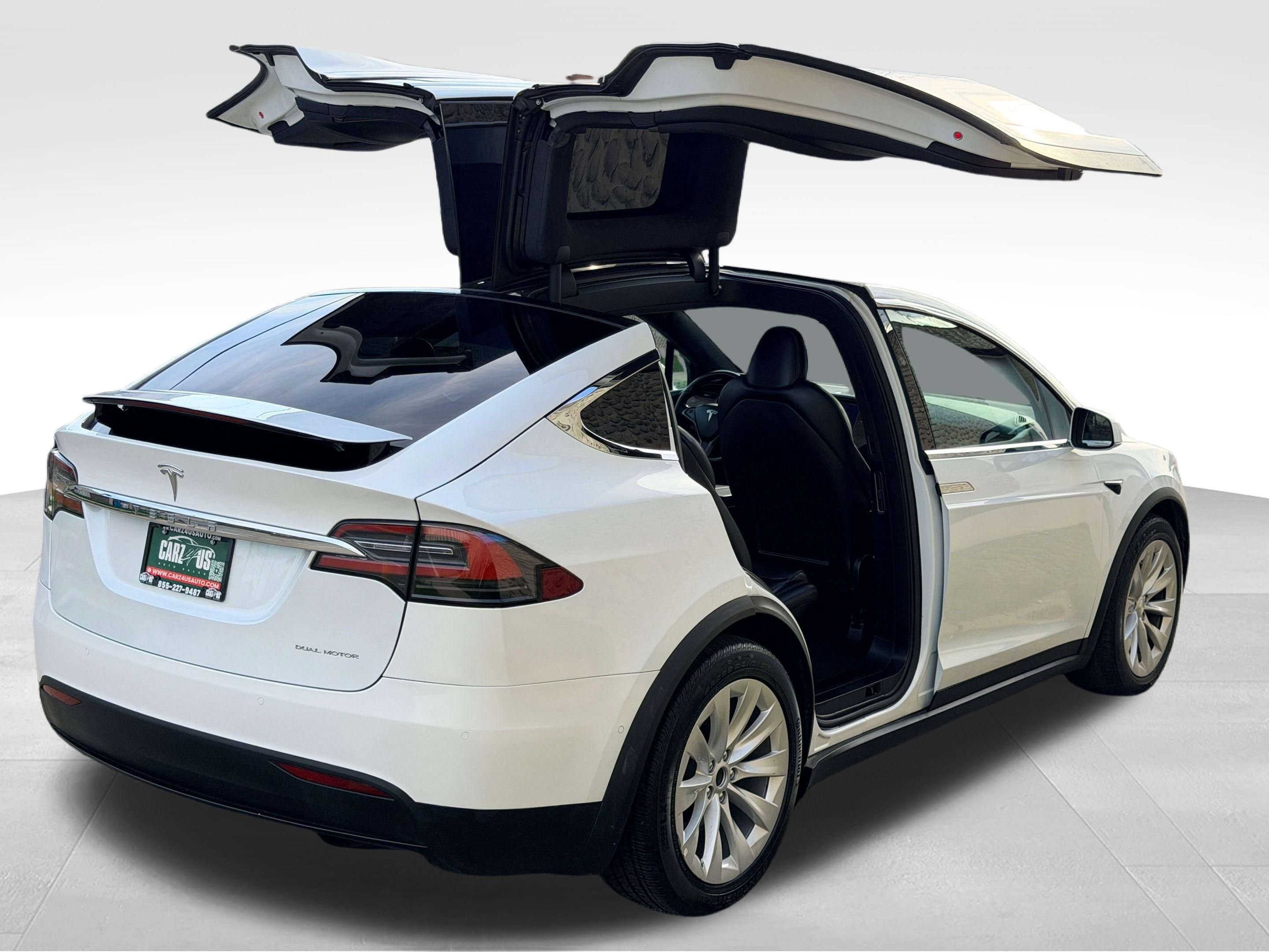 Used 2020 Tesla Model X Long Range image 3