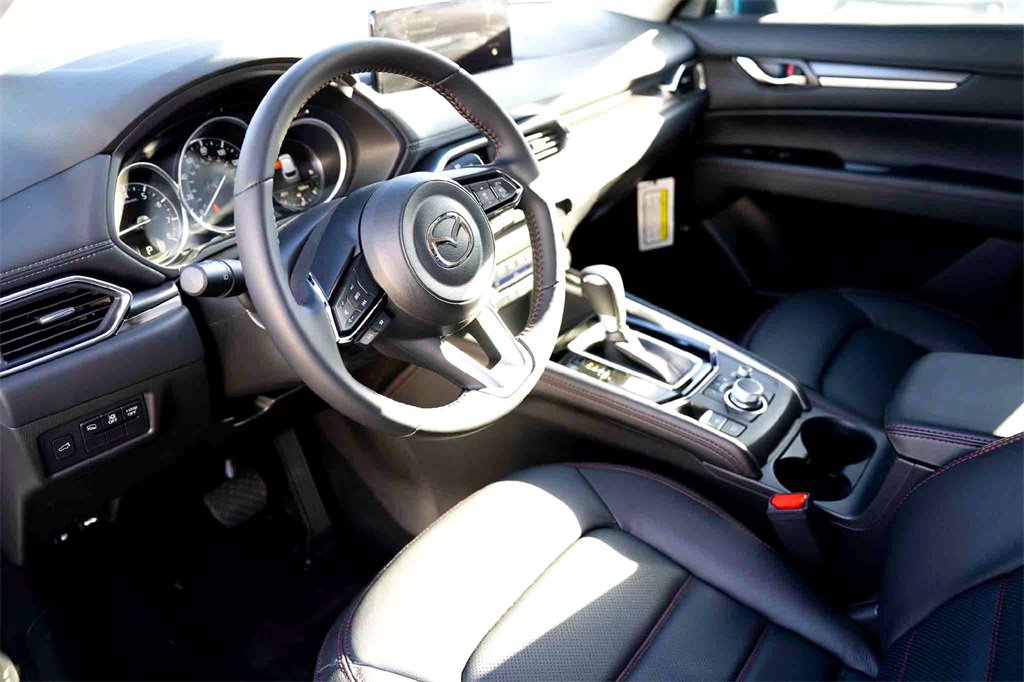 New 2025 MAZDA CX-5 Carbon Edition image 10