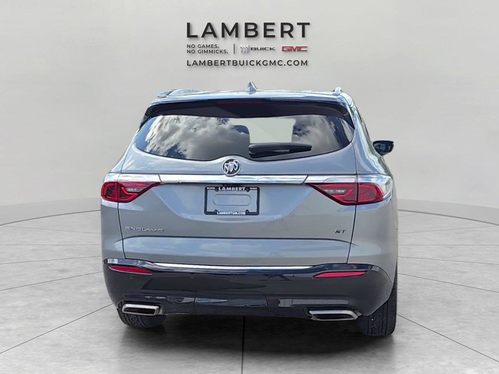 Used 2023 Buick Enclave Essence w/ Experience Buick Package FWD image 6
