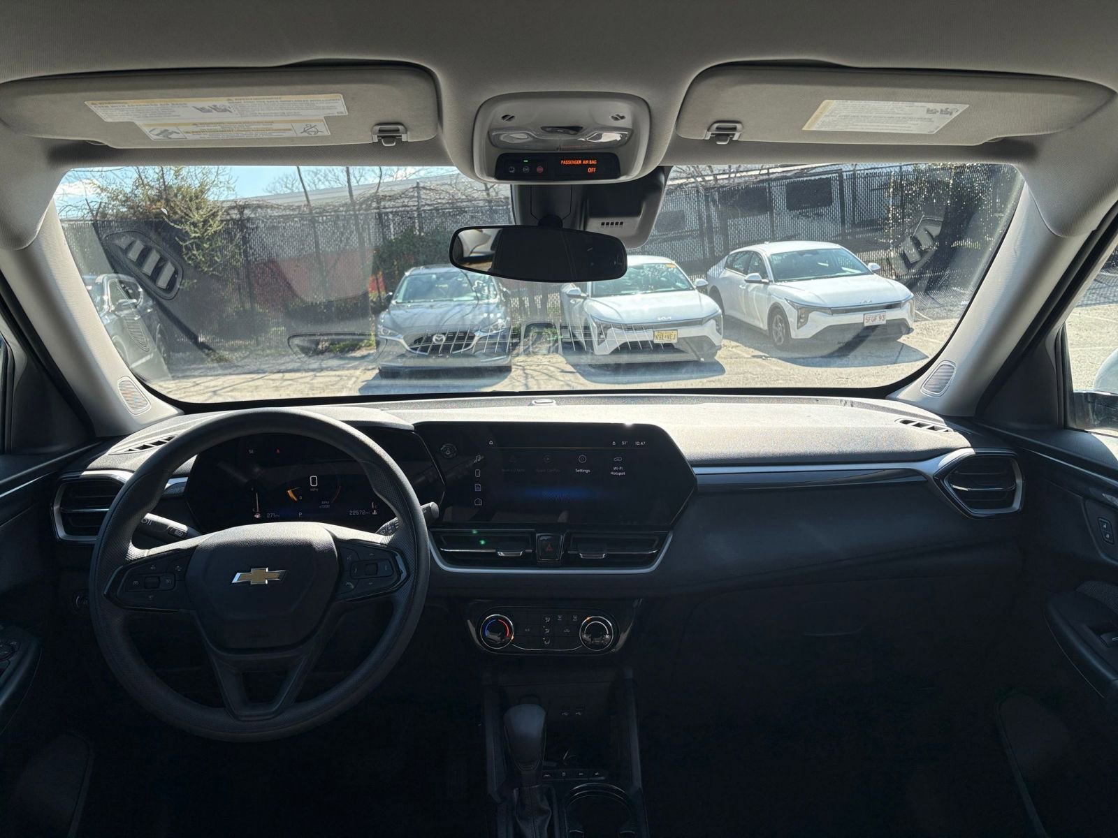 Used 2025 Chevrolet TrailBlazer LT image 32