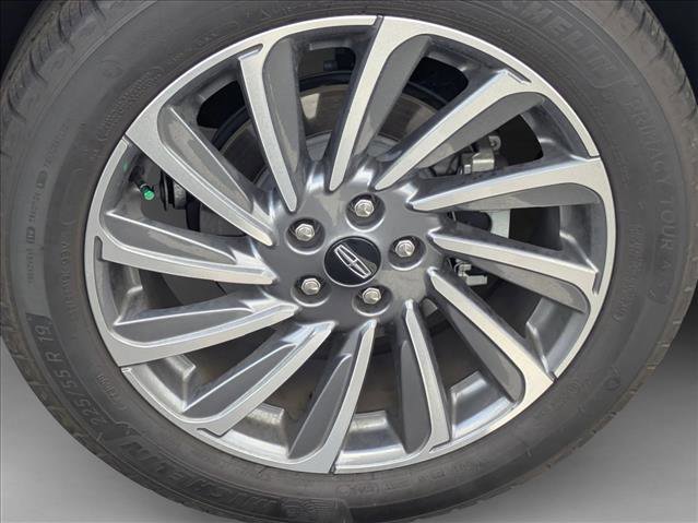 Used 2024 Lincoln Corsair Reserve FWD image 16