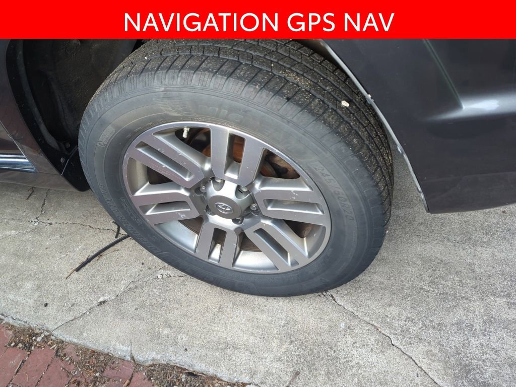 Used 2011 Toyota 4Runner Limited AWD/4WD image 5