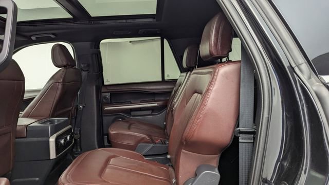 Used 2023 Ford Expedition Max Limited image 4