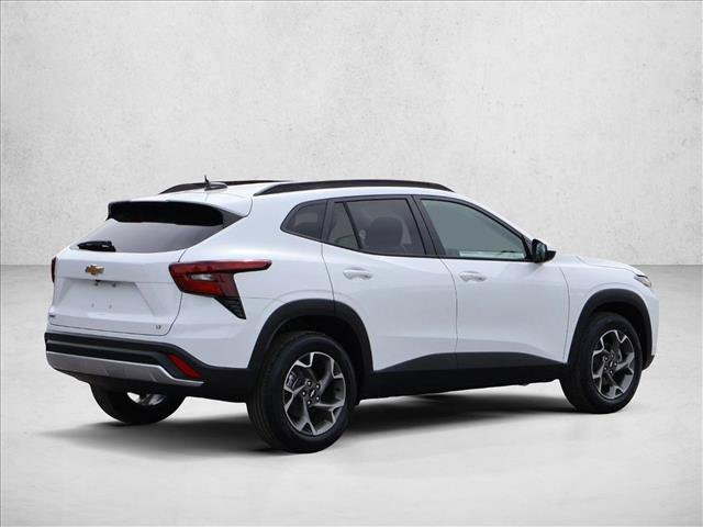 New 2026 Chevrolet Trax LT w/ Sunroof Package FWD image 2
