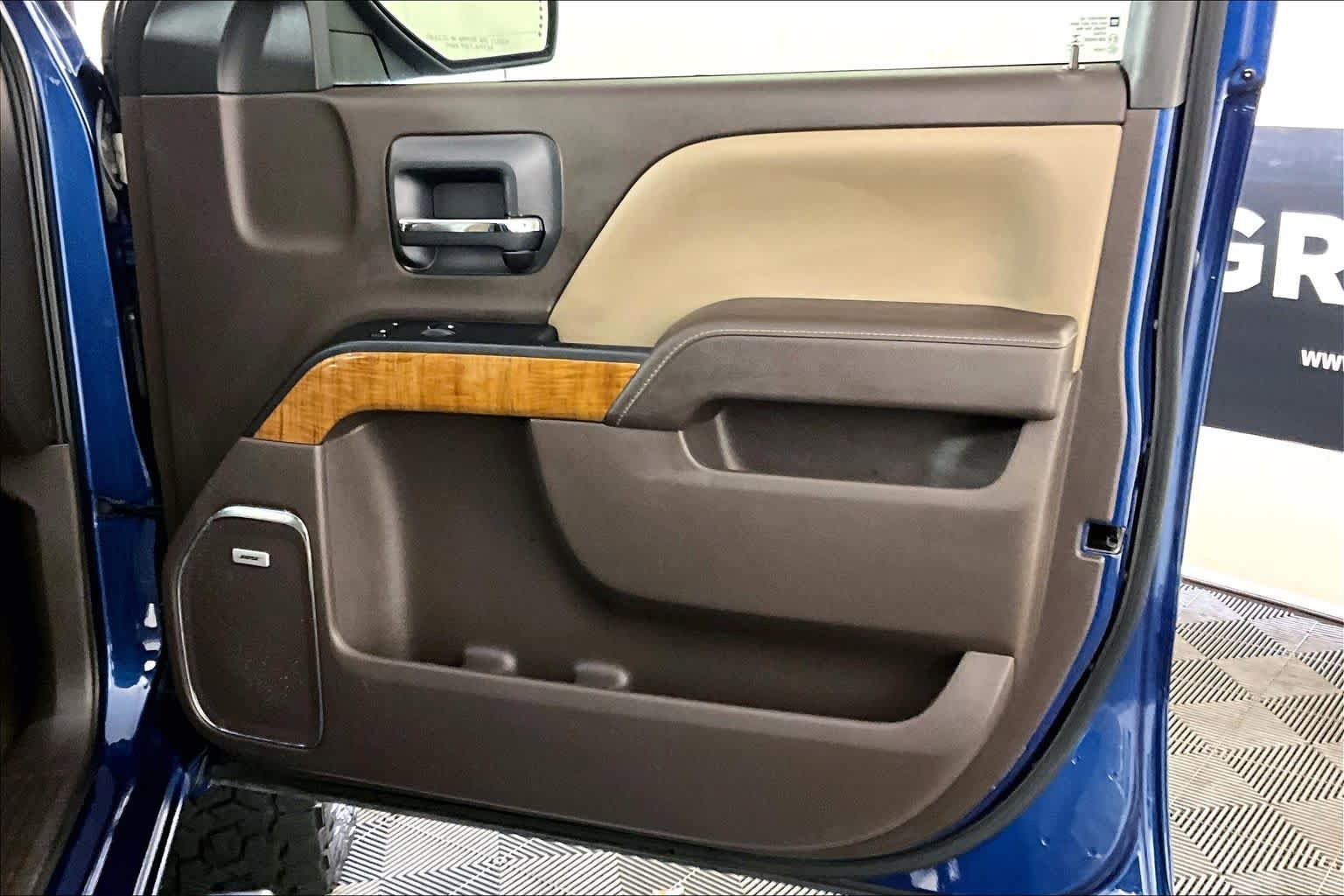Used 2018 GMC Sierra 1500 SLT w/ Enhanced Driver Alert Package RWD image 22