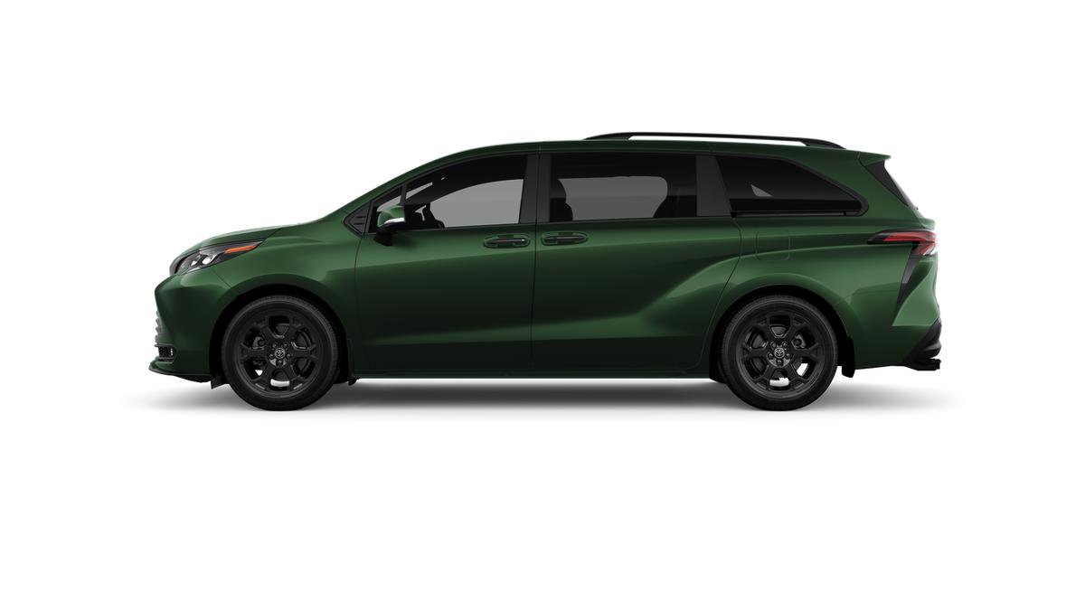 New 2026 Toyota Sienna XLE Woodland Edition image 8