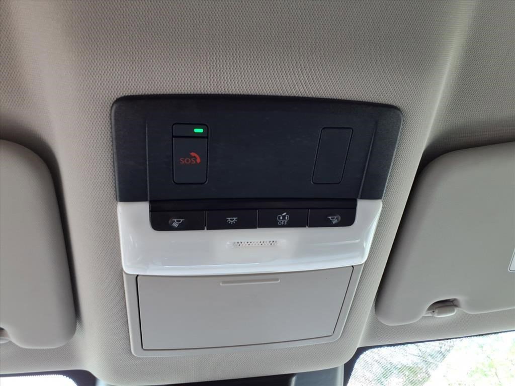 Used 2023 Nissan Rogue SV image 20