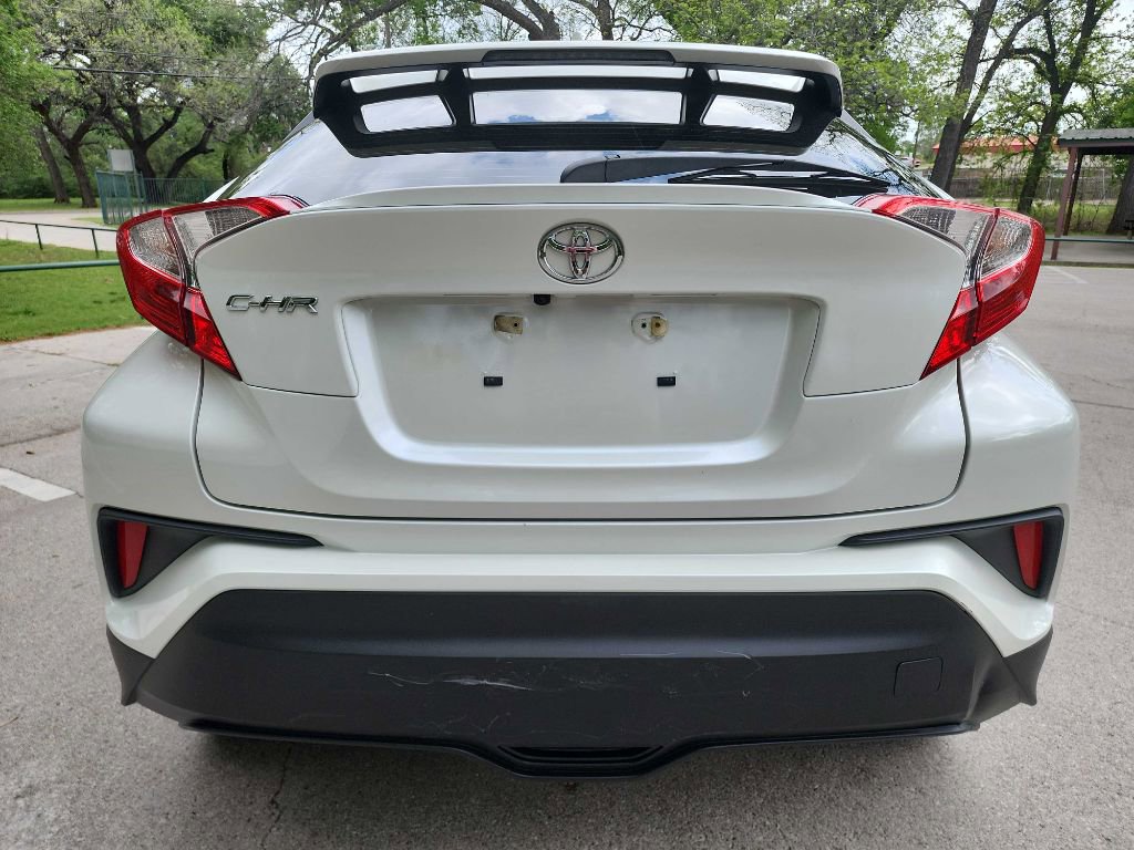 Used 2021 Toyota C-HR LE FWD image 6