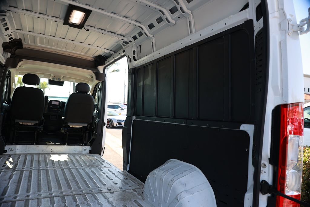Used 2025 RAM ProMaster 2500 w/ Convenience Group FWD image 33