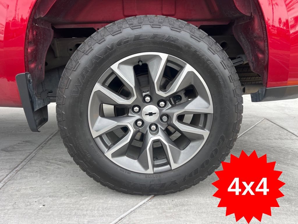Used 2022 Chevrolet Silverado 1500 RST w/ Convenience Package II AWD/4WD image 19