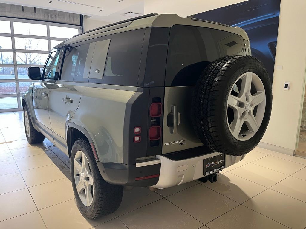 Used 2022 Land Rover Defender 110 SE AWD/4WD image 7