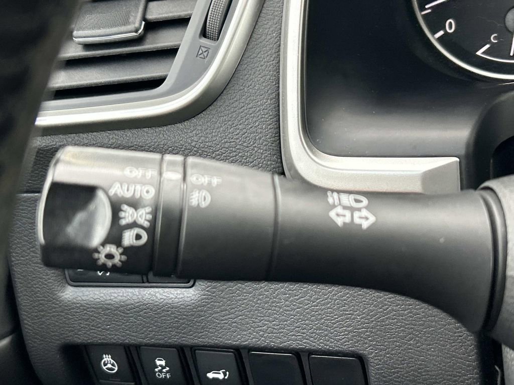 Used 2018 Nissan Murano SL w/ Moonroof Package FWD image 35