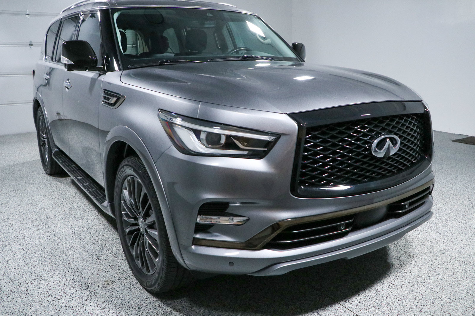 Used 2021 INFINITI QX80 Premium Select w/ Cargo Package RWD image 5