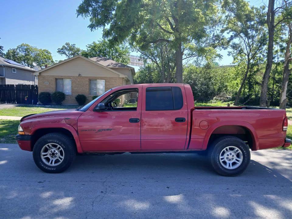 Used 2001 Dodge Dakota Sport AWD/4WD image 2