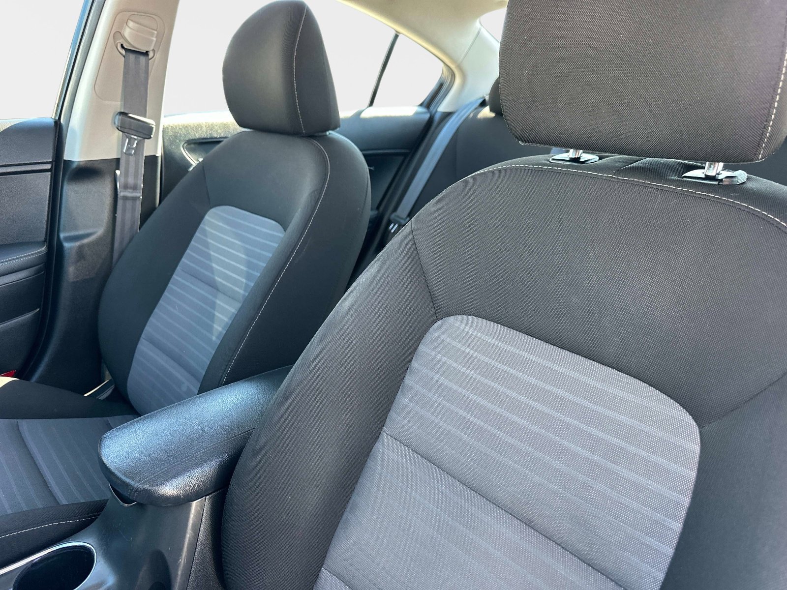 Used 2017 Kia Forte S w/ S Premium Package image 18