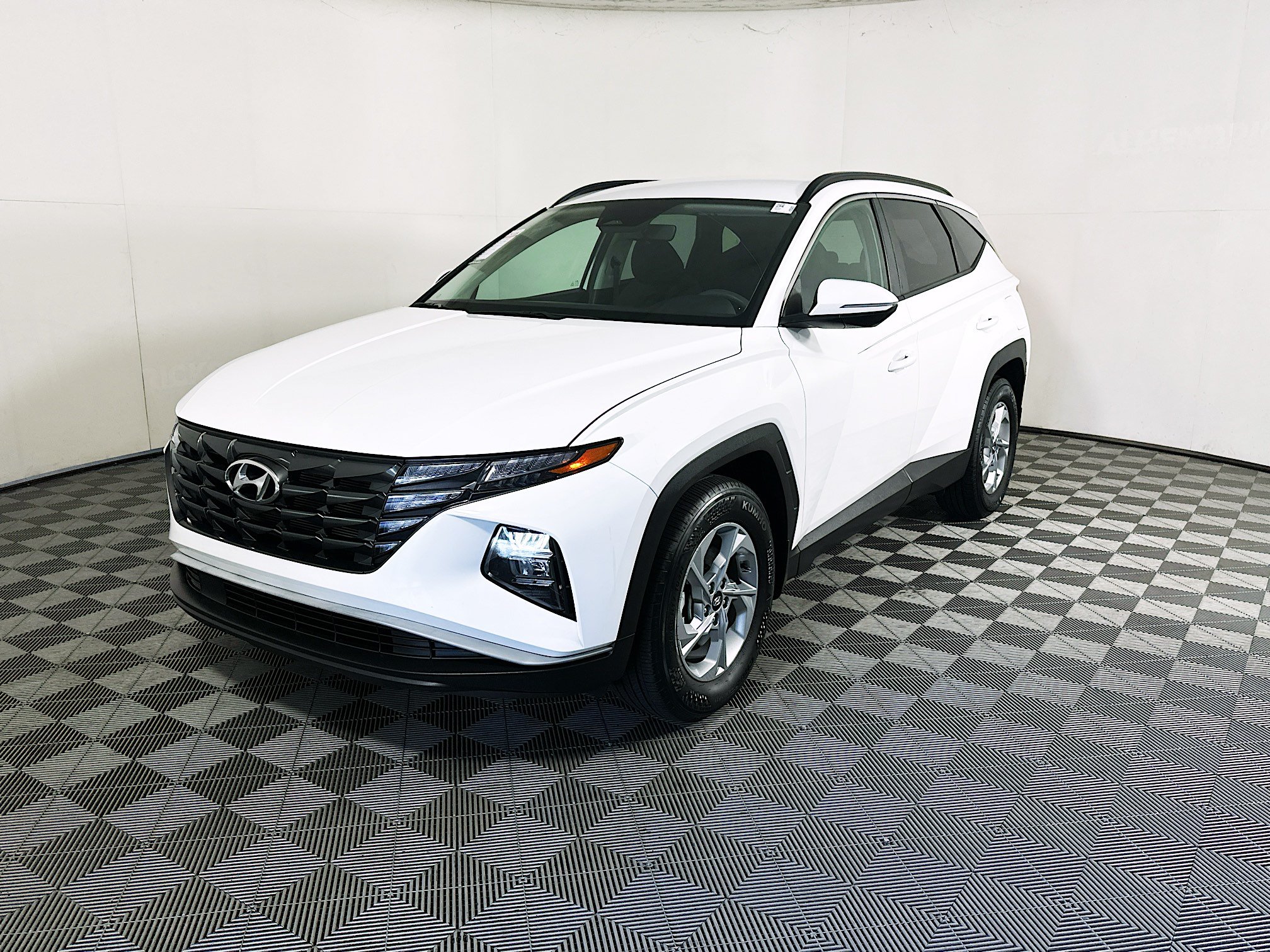 Used 2023 Hyundai Tucson SEL FWD image 7
