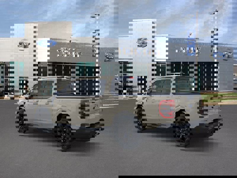 New 2025 Ford Maverick Lariat w/ Black Appearance Package image 4