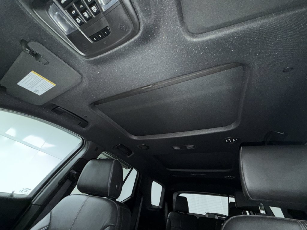 Used 2023 Chevrolet Traverse RS AWD/4WD image 24