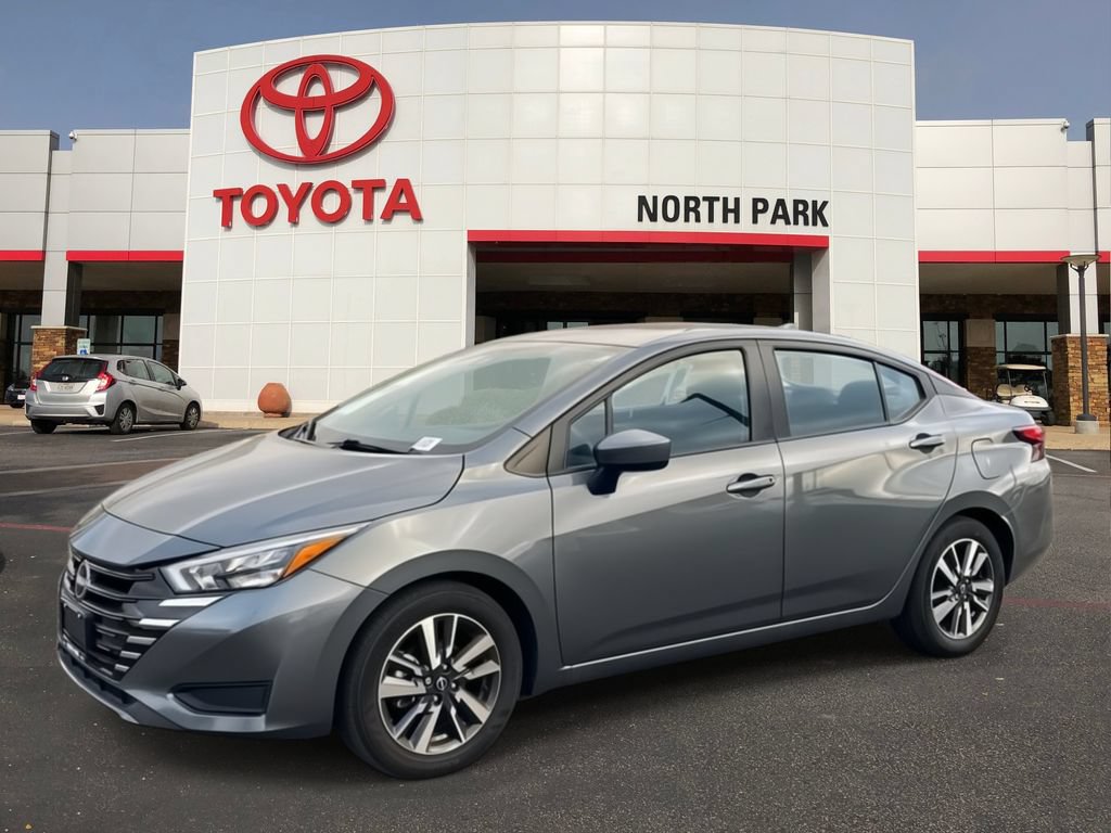Used 2025 Nissan Versa SV FWD video 1