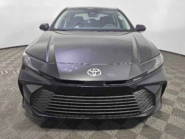 New 2026 Toyota Camry LE FWD image 2