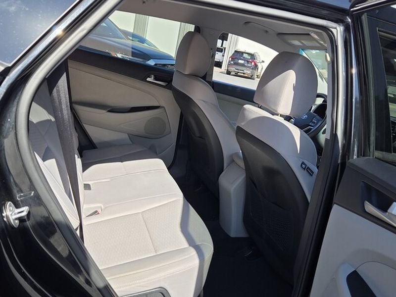 Used 2019 Hyundai Tucson Value AWD/4WD image 16